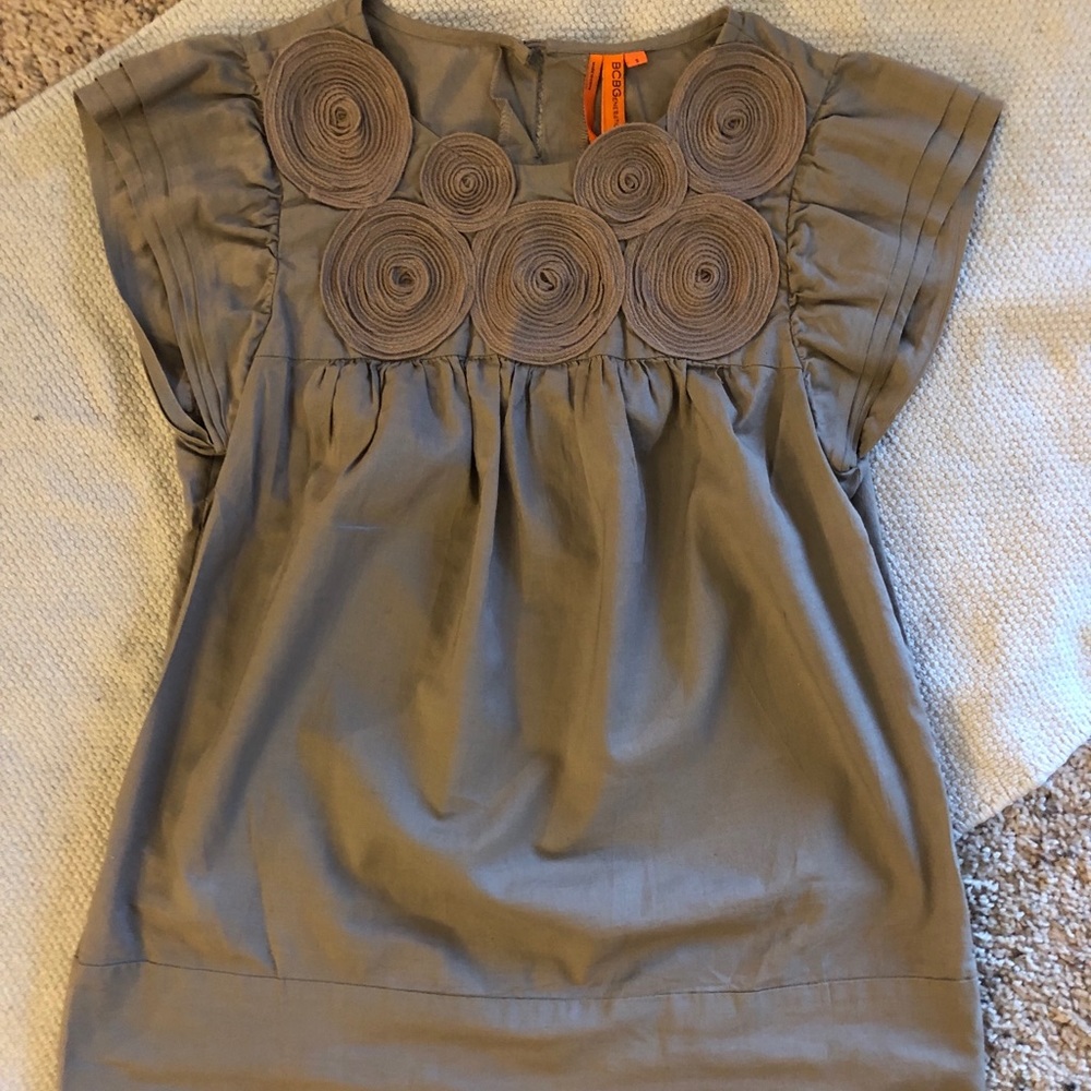 BCBGeneration Top! - Picture 5 of 5